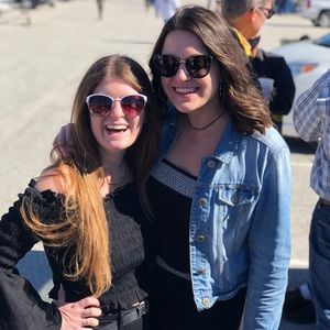 Meet your Posher, Alyssa